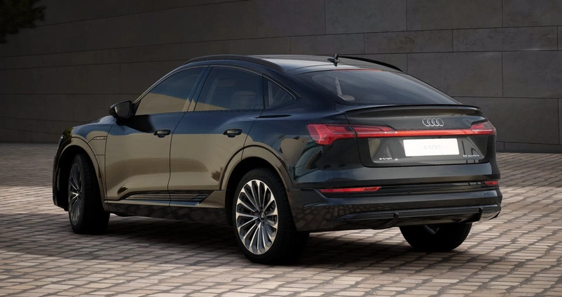 Audi e-tron cena 349900 przebieg: 4500, rok produkcji 2021 z Przemków małe 277